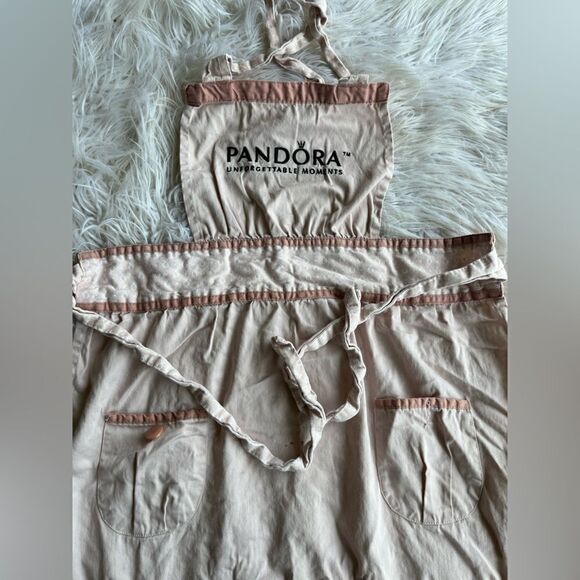 PANDORA💫Susan G Komen 💫Cancer Awareness Apron - Picture 1 of 7